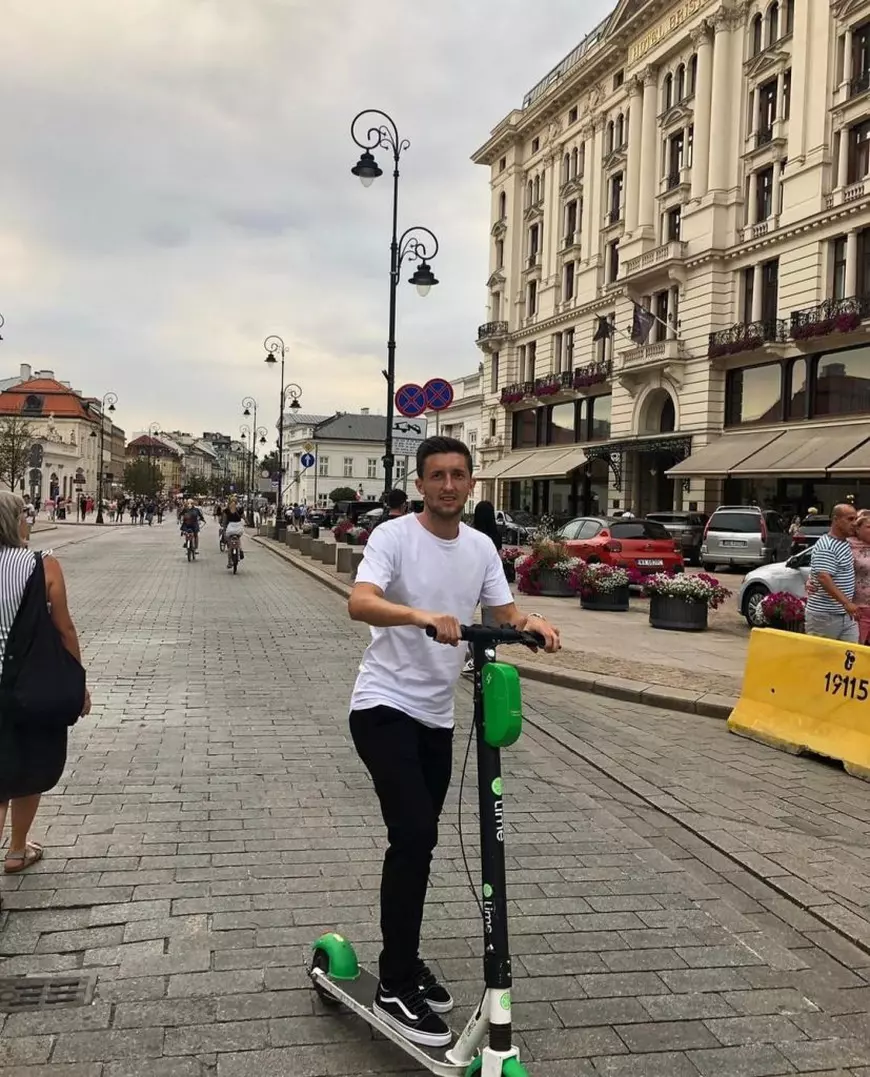 După 7 ani petrecuți în Polonia, un român e tot uluit de prețurile de acolo: „La noi te duci la market și nu știi pe ce ai dat 200-300 de lei”. Ce este însă scump