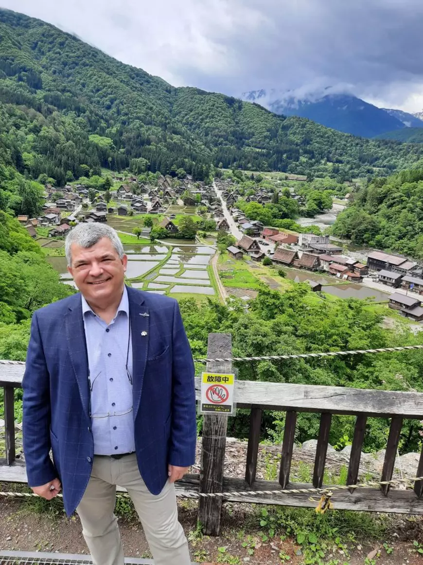 Statul român deschide un nou ICR, la Tokyo. Soția ambasadorului, favorită la șefie. Patapievici: „ICR nu trebuie să funcționeze ca o anexă a ambasadei”