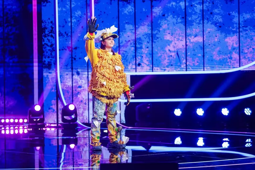 O tânără s-a prefăcut că face parte din stafful emisiunii „iUmor” și a aflat informații despre jurați, pe care le-a dezvăluit public. Reacția lui Cheloo