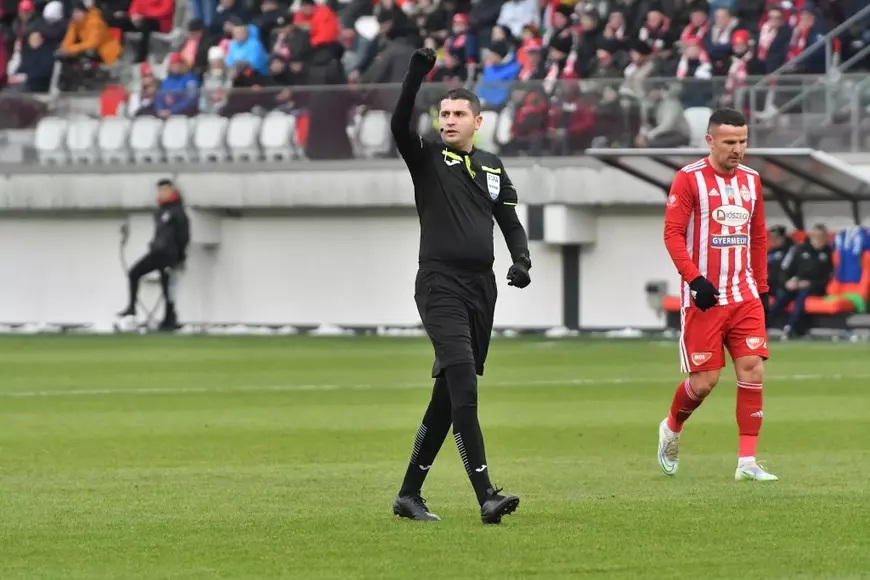 Meciul Sepsi Sf. Gheorghe - FCU Craiova, abandonat din cauza scandărilor xenofobe ale suporterilor olteni, se va rejuca pe 16 martie