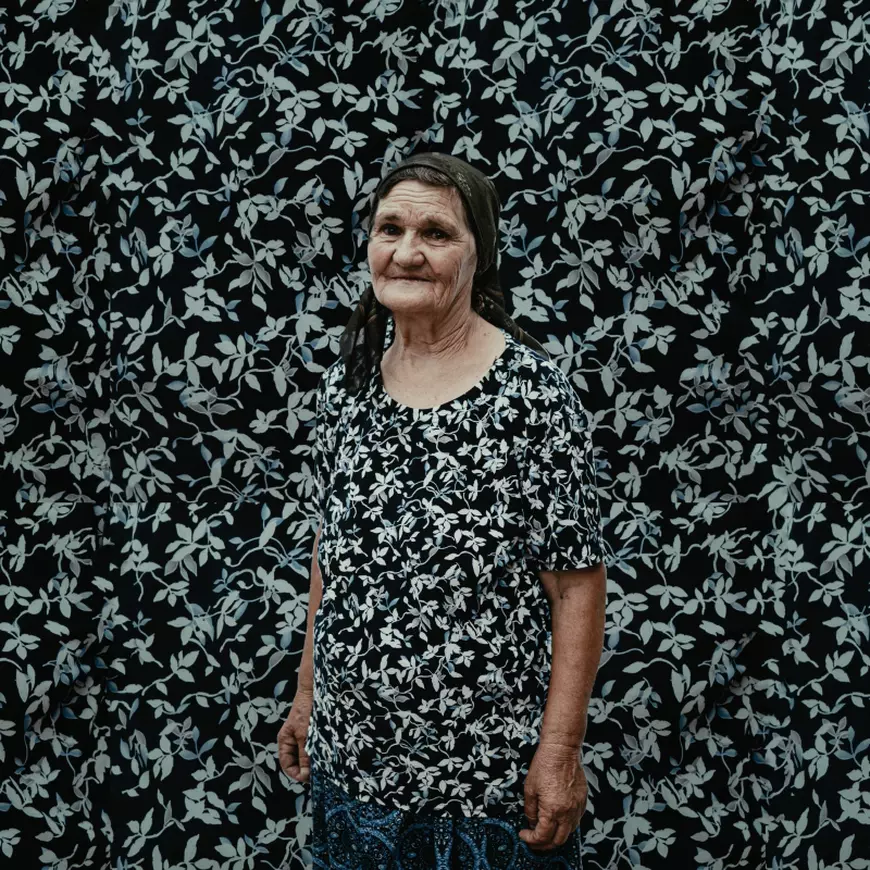 Tânăra fotografă din România, publicată în The New York Times și Le Monde, vorbește despre arta sa: „Mai mare inspirație decât viața însăși nu-mi aduce nimic”