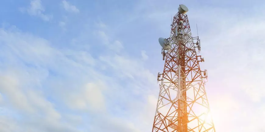 Studiu alarmant: Piața telecomunicațiilor este amenințată de dispariția operatorilor mici