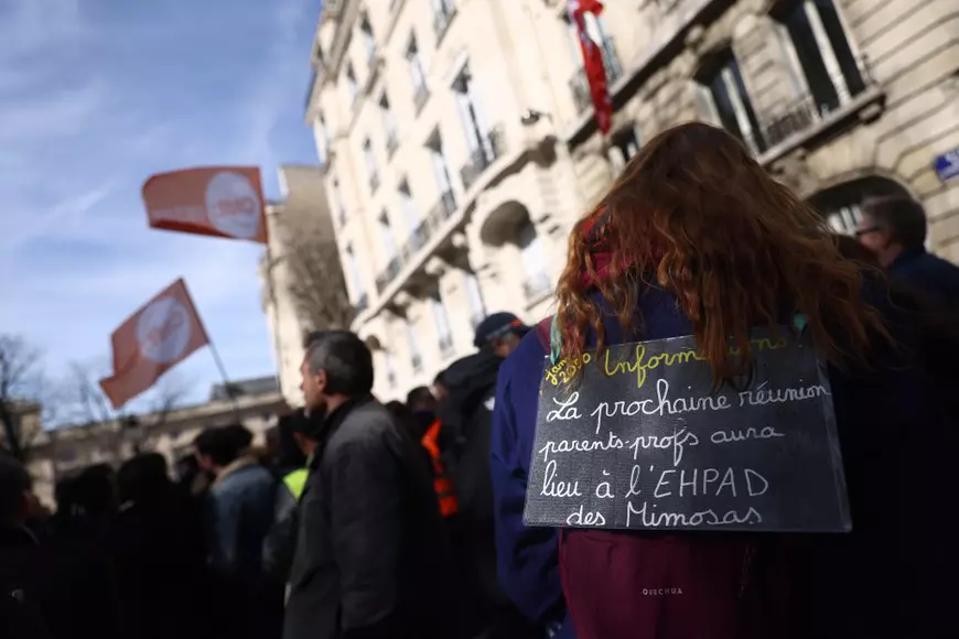 „A beautiful mind”. O cercetătoare româncă, premiată în Franța, vorbește despre un punct tare al liceului făcut în România: „Pe noi ne-au învățat că suntem buni. Acum se merge pe egalitate”