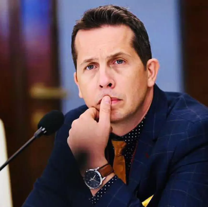 Un psiholog a analizat postura elevului din Capitală care și-a atacat profesoara cu un cuțit: „Stătea drept, părea mândru”