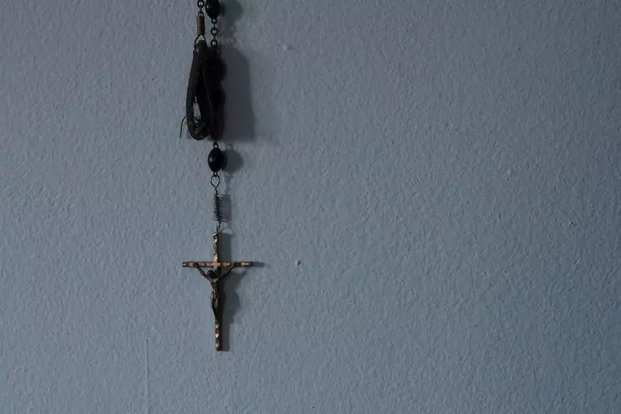 CAZUL GHERGUȚ. În ziua de Paște, Libertatea publica o investigație realizată în Africa despre soarta românului ostatic. „Ca și cum, pentru că este din Europa de Est, ar fi un câine de prin vecini. Îl mai caută oare cineva?” 