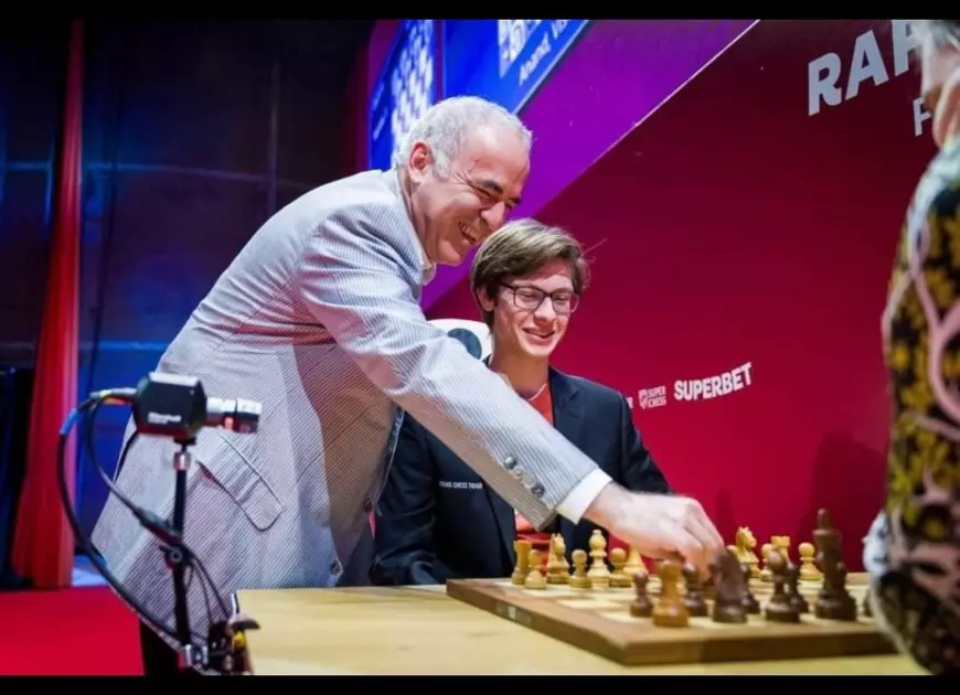 Cine e Kiril Șevcenko, șahistul de 20 de ani, una dintre marile promisiuni ale sportului mondial, care a plecat din Kievul bombardat și a ales să joace pentru România
