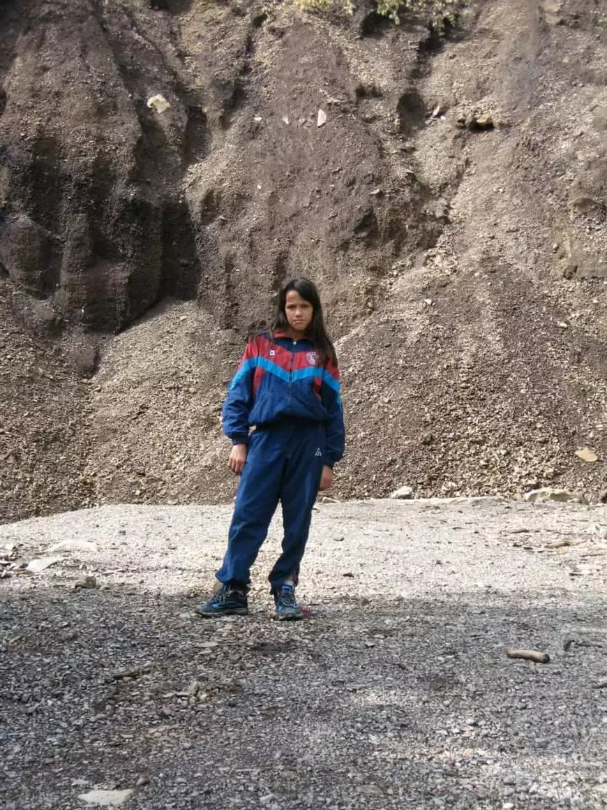 PORTRET. O poveste despre perseverență și încredere. Tânăra care s-a întors ca educatoare în centrul de plasament în care a crescut. „Vreau să le transmit copiilor că nu este vina lor”