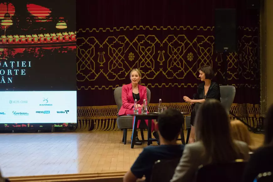 O explicație pentru succesul AUR: „Singurătatea nu înseamnă doar lipsa de prieteni. Este, de asemenea, sentimentul de a fi ignorat, de a nu avea voce, de a nu fi auzit”