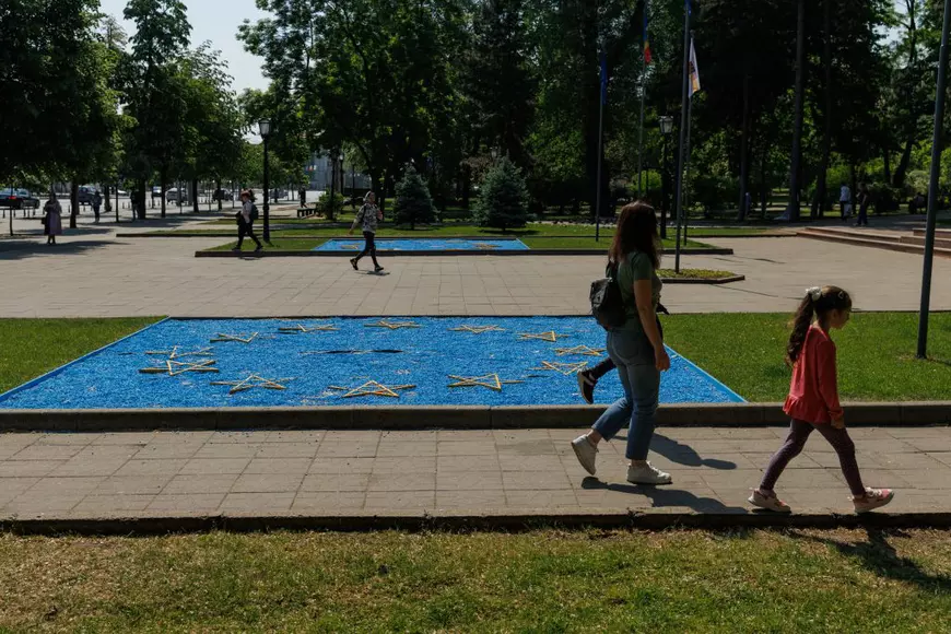 CORESPONDENȚĂ DIN CHIȘINĂU. Zeci de mii de moldoveni, la mitingul din Piața Marii Adunări Naționale. Maia Sandu: „Vrem să fim membri UE în 2030. Nu mai vrem să fim sub șantajul Kremlinului”. Șefa PE, mesaje în română. VIDEO