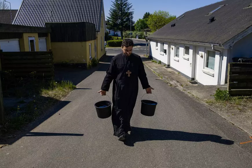 „Este mare nevoie de preoți care să fie cu adevărat cinstiți” - apelul unui preot român 