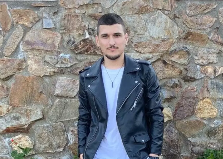 N-are nicio zi la catedră, dar și-a făcut o afacere cu meditații. „Mulți elevi vin de la profesori care ori nu predau, ori predau mult și prost”