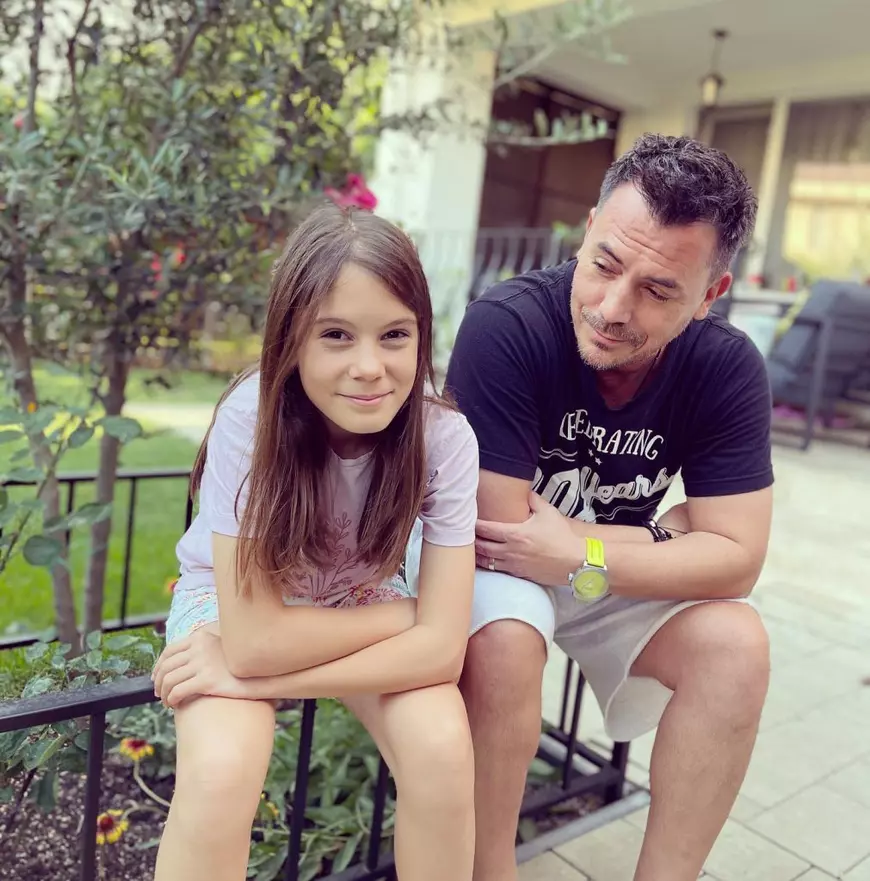 Mesajul emoționant al Irinei Fodor pentru soțul Răzvan: „Mi s-ar pune iar pata pe tine”. Prezentatorul a împlinit 48 de ani