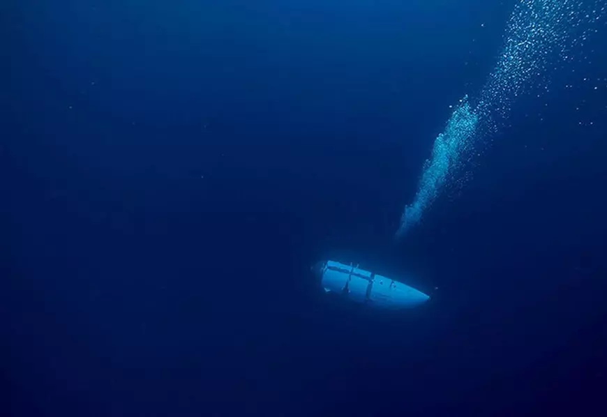 „Ce frenezie în căutarea a cinci miliardari din submarinul Titan și ce ridicare de umeri când a fost vorba de salvarea a sute de oameni care s-au scufundat recent, refugiații din Mediterană”