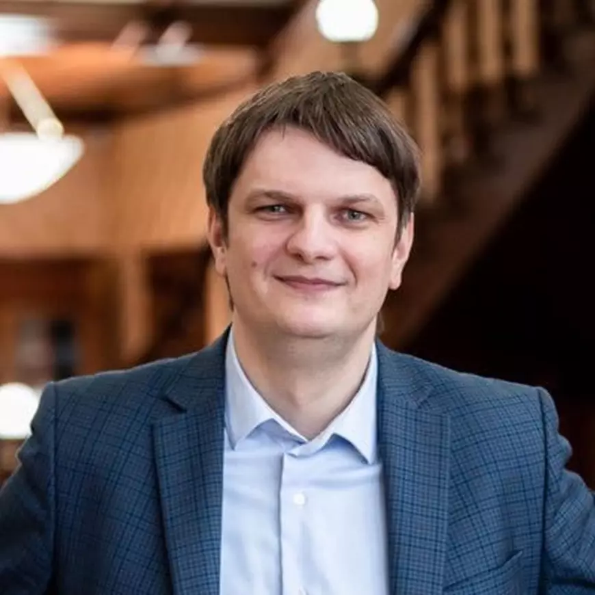 Guvernul Republicii Moldova are trei noi miniștri la Interne, Educație și Infrastructură