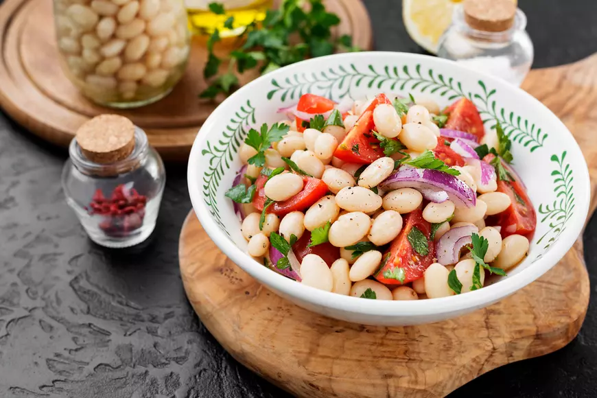 Idei de mâncăruri răcoritoare - salată de fasole