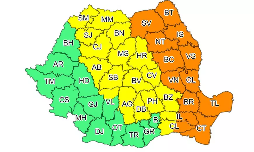 Ploi torențiale și furtuni în peste jumătate din țară. Harta zonelor aflate sub cod portocaliu