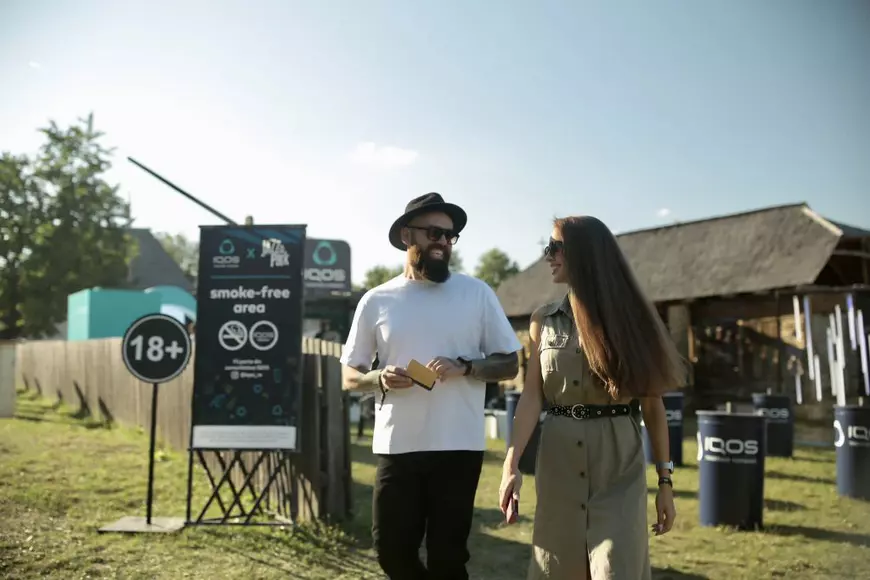 În ultima zi a festivalului Jazz in the Park, IQOS își așteaptă comunitatea în spațiul Home of IQOS