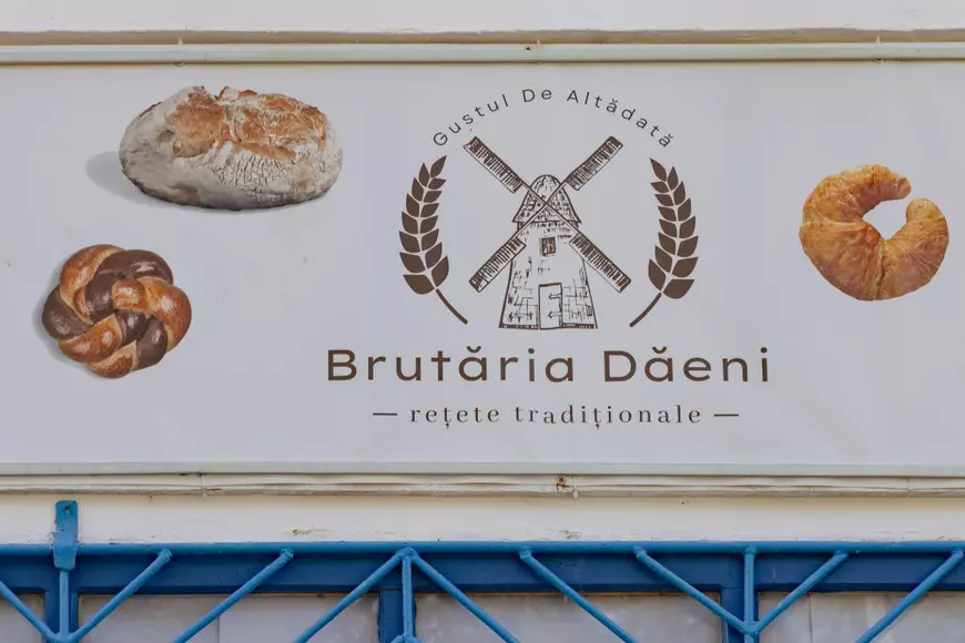 REPORTAJ. Într-o comună izolată de la Dunăre, un preot a înființat cu banii lui și cu fonduri europene o brutărie cu rețete din bătrâni: „Pâine ca asta nu găsești nici la oraș”