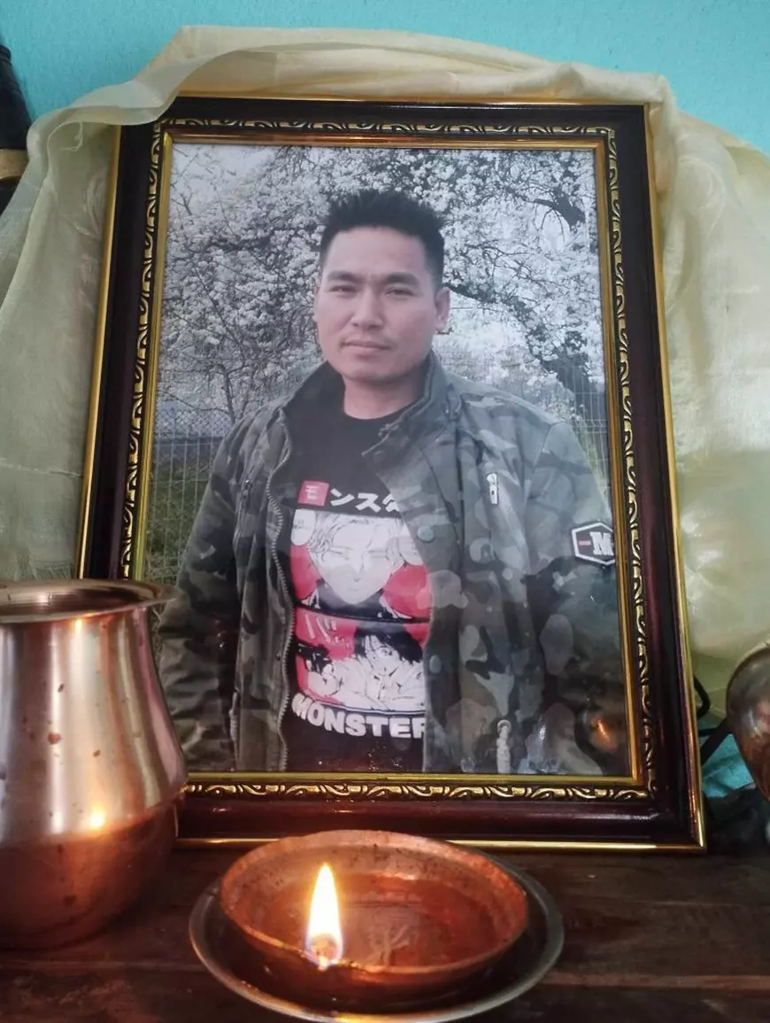 La peste 5.000 km depărtare, soția și copiii nepalezului mort după explozia de la Crevedia rămân fără sprijin, dar cu datorii. Cum i-a tratat Guvernul României