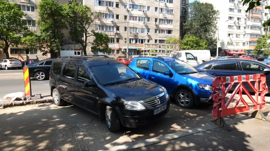 Un fenomen se extinde: din cauza întârzierilor cu anii la marile lucrări din București, locuitorii se simt „ca și cum ne-am mutat în șantier”