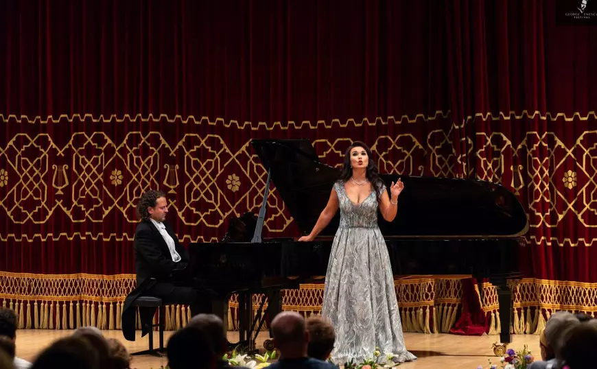 Mesajul unei cunoscute soprane din Rusia, cu rude în Ucraina, pentru Libertatea: „Ne rugăm să se oprească războiul. Uneori, doar muzica te ajută să supraviețuiești”