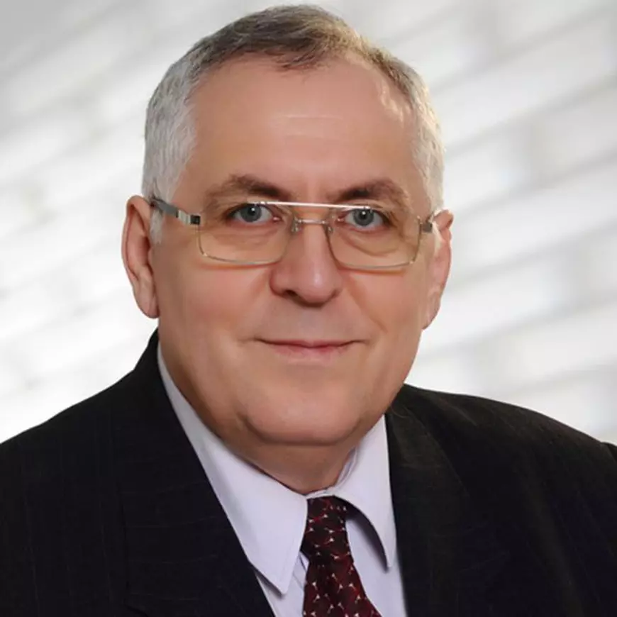 Revolta primarilor după ce ministrul de finanțe, Marcel Boloș, le-a cerut să înceteze cu parangheliile de final de an: „Asta e aroganță. Vrea să fim în bezna comunistă?”