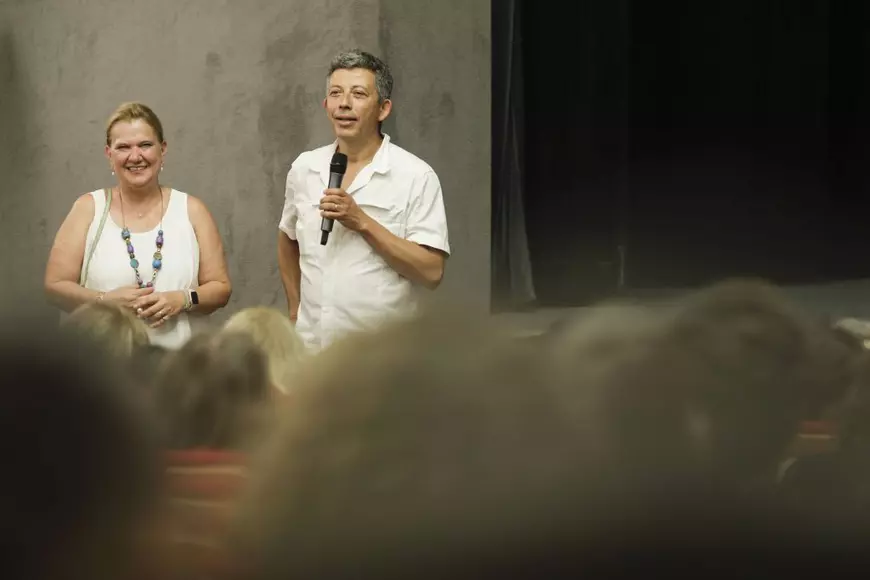 Un preot ortodox laudă documentarul despre Arsenie Boca. Momente speciale la proiecția de la Sibiu a filmului lui Alexandru Solomon