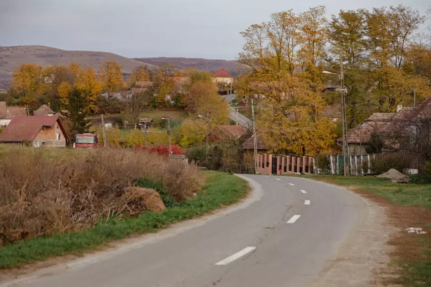 REPORTAJ. Viața la 102 ani. Cu schijele de pe frontul din Crimeea încă în corp, Ioan Loghin se bucură că vede din nou: „Mi-era dor de oameni”