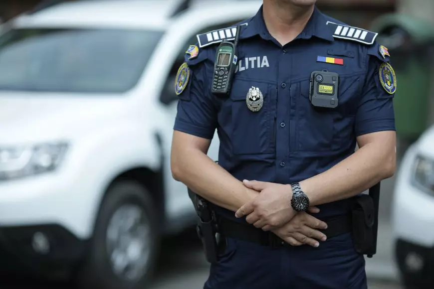 UCISĂ DUPĂ CE A CERUT AJUTORUL LA 112. Polițiștii care trebuiau să intervină, dar nu au făcut nimic, au scăpat de judecată prin prescrierea faptelor. Unul dintre agenți s-a apărat spunând că nu a ajuns la urgență pentru că era la toaletă