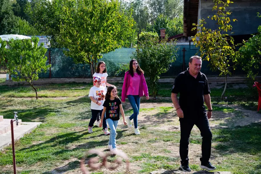 „Visuri la cheie”, sezonul 10, se încheie cu povestea Biancăi și Amirei, două fete crescute de bunica lor