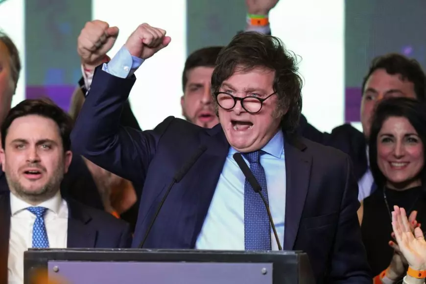 CORESPONDENȚĂ DIN BUENOS AIRES. De ce au votat argentinienii un președinte care vrea să privatizeze educația și sănătatea