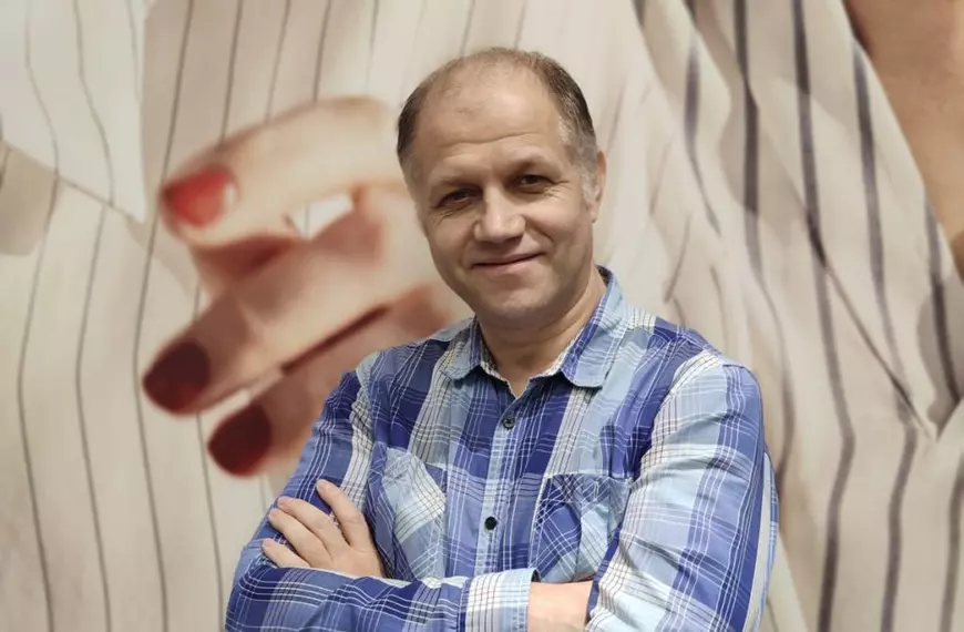 Cine este cetățeanul moldovean despre care presa internațională a scris că a sponsorizat inscripționarea Stelei lui David pe mai multe clădiri din Paris