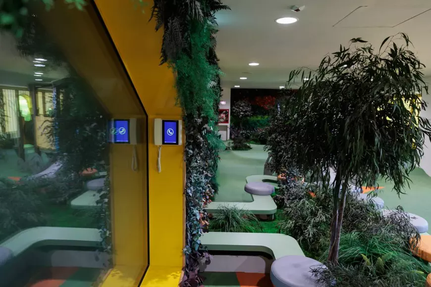 ZIUA NAȚIONALĂ. Oamenii echipei de la Dăruiește Viață, care au construit spitalul pentru copiii cu boli grave, răspund de 1 Decembrie la întrebarea „Ce înseamnă să fii patriot român?”