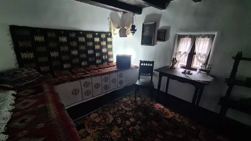 Ce spun primii vizitatori de la Bojdeuca lui Ion Creangă din Iași, obiectul unei renovări controversate