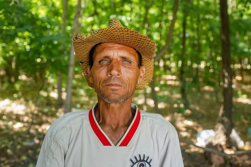 Viața agricultorilor din „deșertul Olteniei”, unde se fac pepenii de Dăbuleni. „O luptă pentru supraviețuire în care au scos toate rezervele”