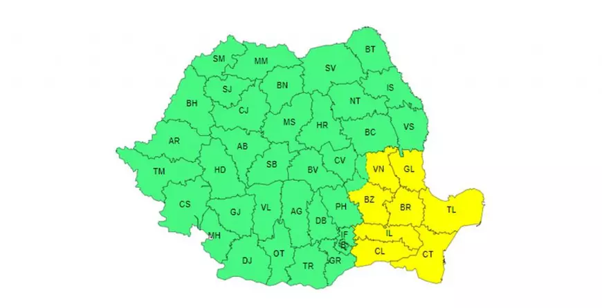 Vreme geroasă în aproape toată țara, până joi dimineață. Cod galben de vânt în opt județe