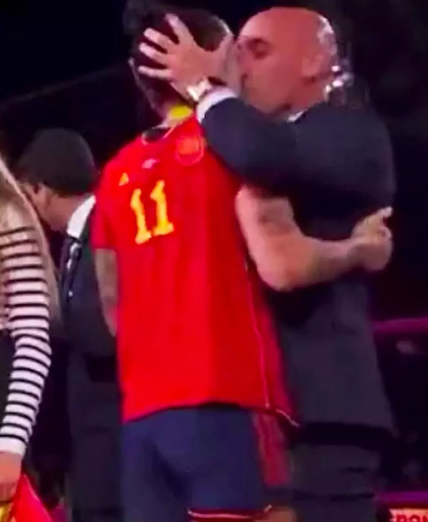 Fotbalista sărutată vara trecută de fostul șef al Federației spaniole, audiată la tribunal. Ce a declarat Jenni Hermoso în fața instanței