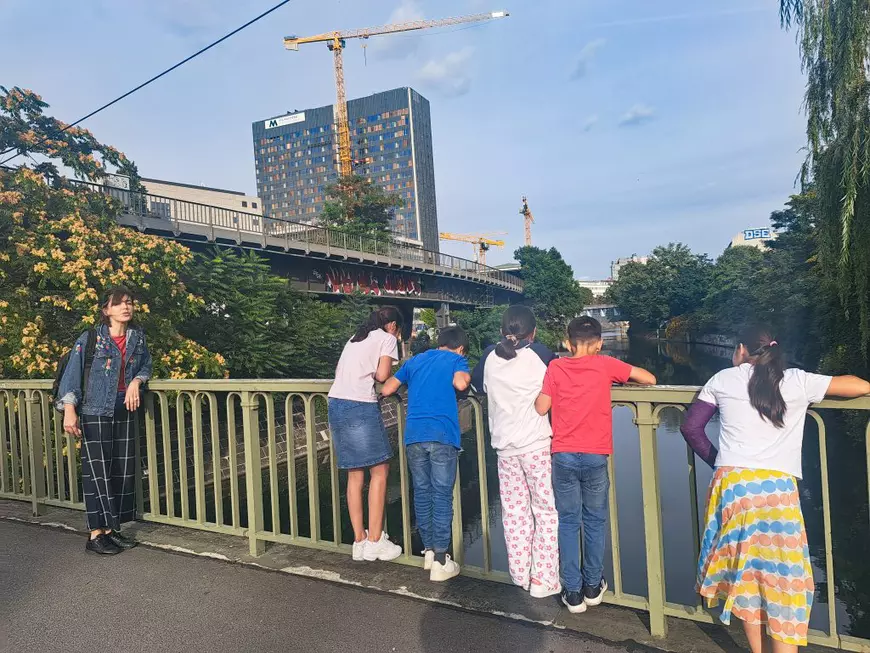 CORESPONDENȚĂ DIN GERMANIA. Pe teren cu asistenți sociali români în Berlin: „Toate hibele sistemului din România se văd aici”