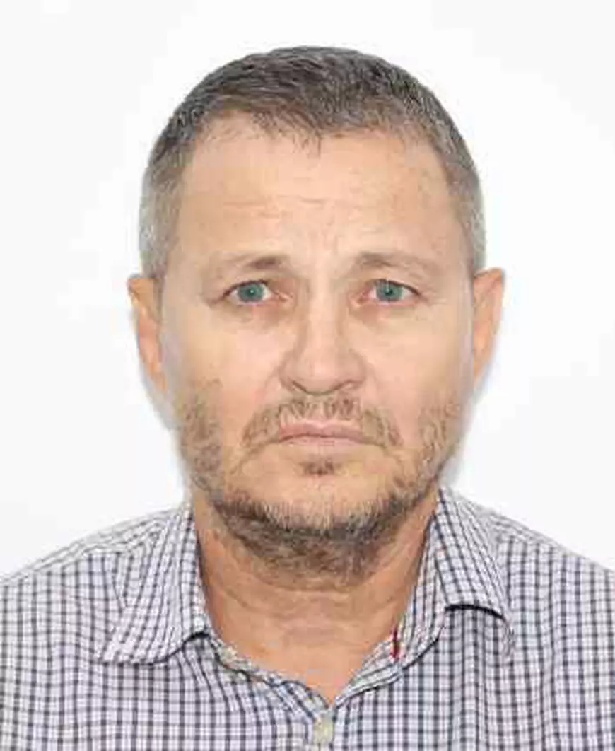 Cei mai periculoși 10 prădători sexuali aflați în libertate. Condamnați la închisoare pentru viol, ei sunt căutați acum de Poliție