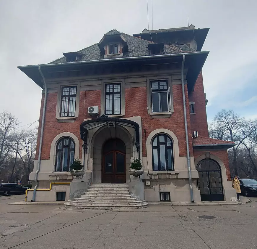 Megaafacere PNL cu trei imobile din centrul Capitalei. Tranzacție-record, de peste 9,3 milioane de euro, în regim preferențial