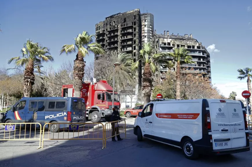 Blocul care a ars în Valencia, administrat de o româncă. Familia ei se afla în clădire când a izbucnit incendiul: „Este greu de digerat”