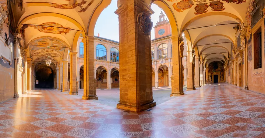 Locuri de vizitat în Bologna – cele mai impresionante obiective turistice
