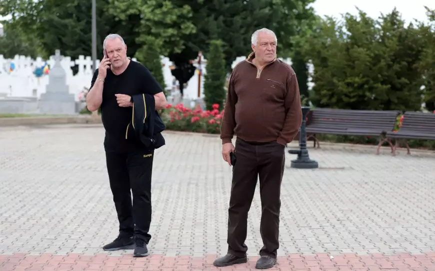 Trupul legendarului handbalist Ștefan Birtalan, depus la capela Cimitirului Ghencea 3. Foștii colegi, pelerinaj la catafalcul lui „Bibi”