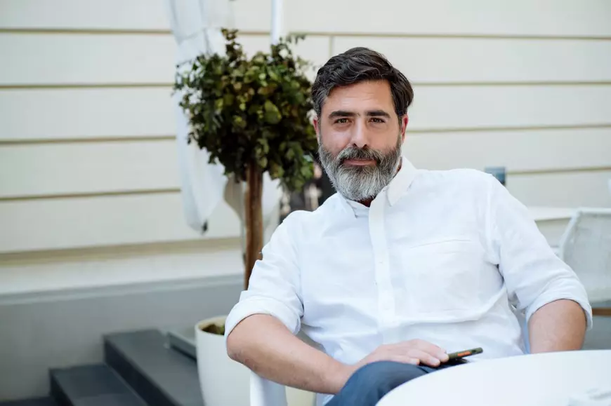 INTERVIU. Andrei Borțun, organizator Romanian Design Week: „Dacă ne va păsa de București, ne va păsa și de cine îl conduce, și de ce se dărâmă sau construiește”