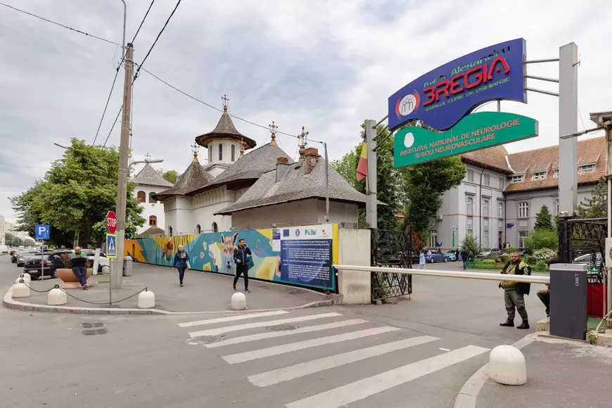 Din biroul de presă al BOR, un preot a fost angajat fără concurs, „la solicitare personală”, la Spitalul „Obregia”. Managerul Țîbîrnă: „Arhiepiscopia face numirile” | EXCLUSIV