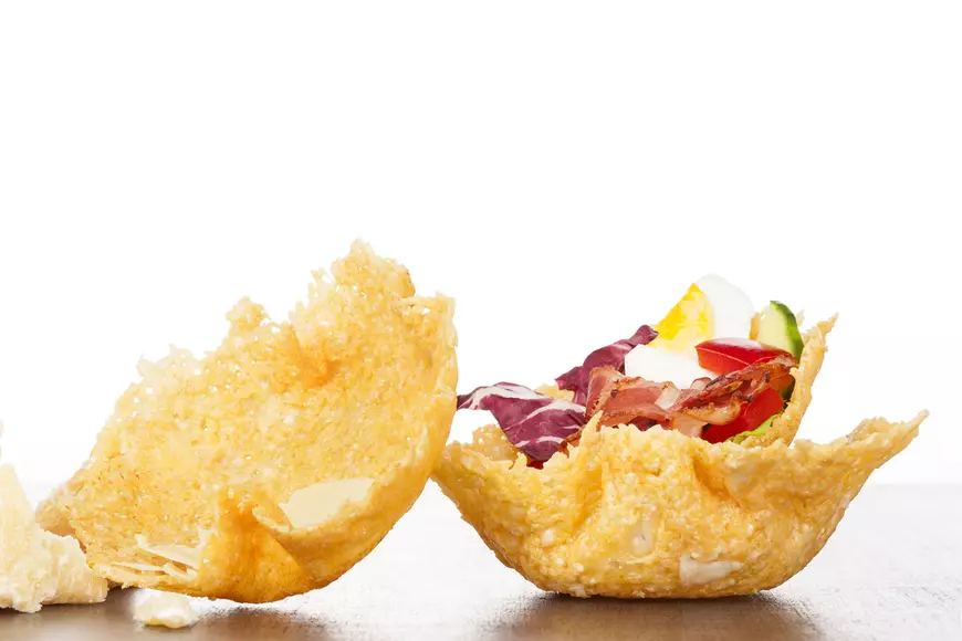 Cum se fac coșulețe din parmezan