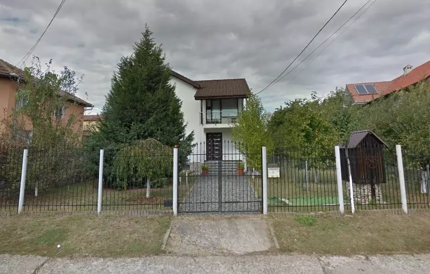 Bărbatul care s-a lăudat pe Facebook cu medaliile furate din casa fostului ministru Teodor Atanasiu, trimis în judecată: are 15 capete de acuzare