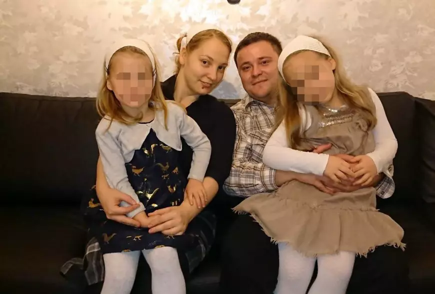 Sara și Tiana Samson, două fete minore aflate în mijlocul unei lupte care le-a schimbat viața. De ce statul suedez refuză să le redea de peste un an și jumătate părinților români 