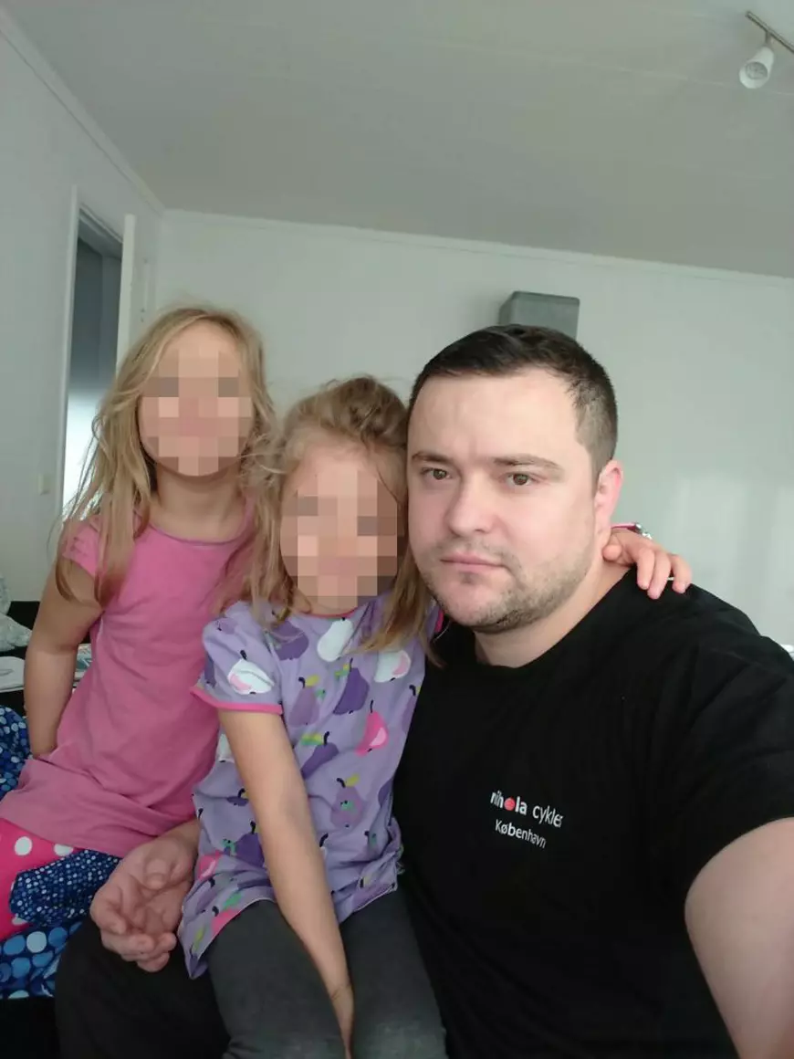 Sara și Tiana Samson, două fete minore aflate în mijlocul unei lupte care le-a schimbat viața. De ce statul suedez refuză să le redea de peste un an și jumătate părinților români 