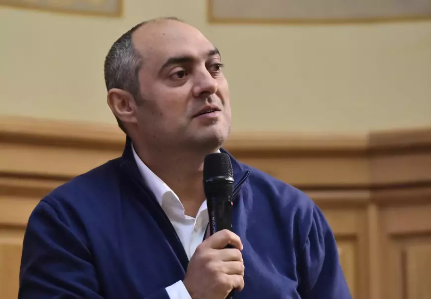 ANALIZĂ | Dezastrul nevăzut din școli. Peste 50.000 de elevi s-au pierdut în statistici din clasa a IX-a până într-a XII-a. Expert: „Mulți pleacă din țară”
